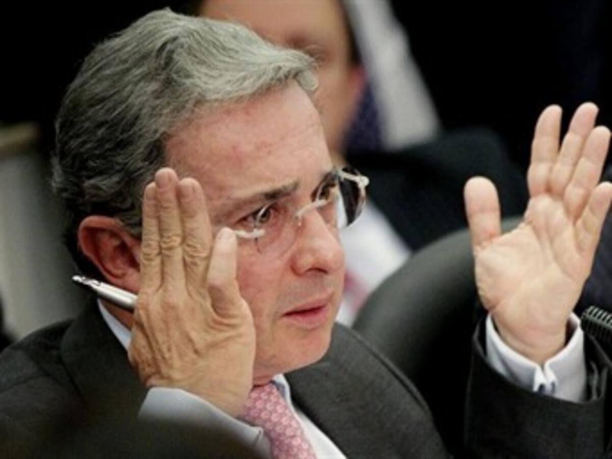 Uribe negó haber ordenado espionaje desde el DAS