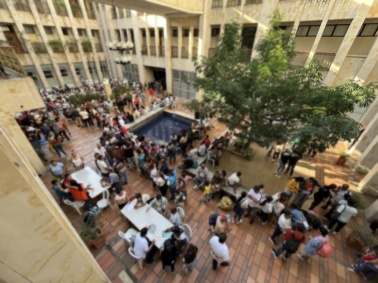 Más de mil desplazados llegan a la alcaldía de Cúcuta.