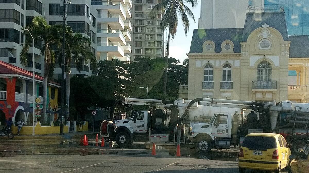 Declaran calamidad pública sanitaria y ambiental por rebosamiento de agua residual en Santa Marta
