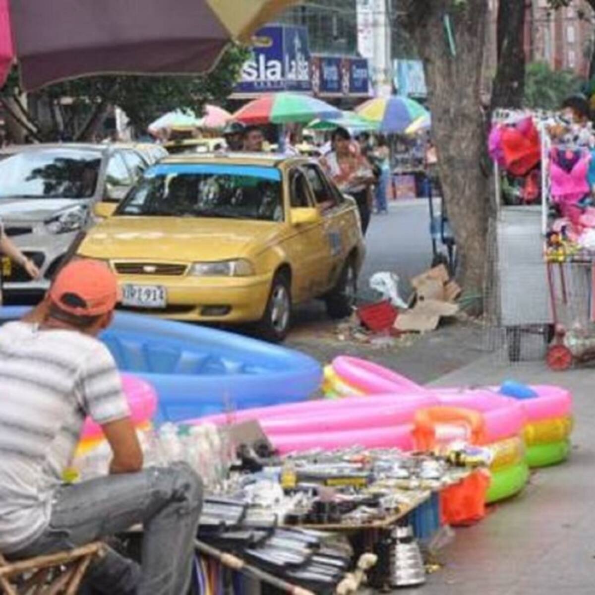 Alcaldía de Cúcuta adelanta trabajos para evitar aumento de vendedores informales en navidad