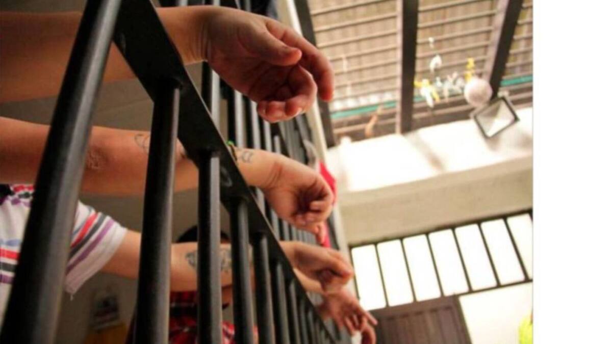 Inició el proceso de vacunación en la población carcelaria de Risaralda
