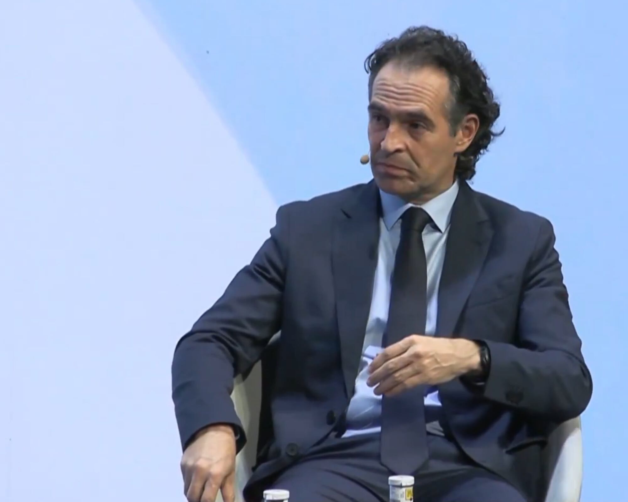 Durante su participación en el foro World in Progress, el alcalde de Medellín hizo un llamado a la moderación política y resaltó el progreso que ha tenido la capital de Antioquia bajo su mandato. 
(Foto:    Cortesía / Captura de Pantalla)