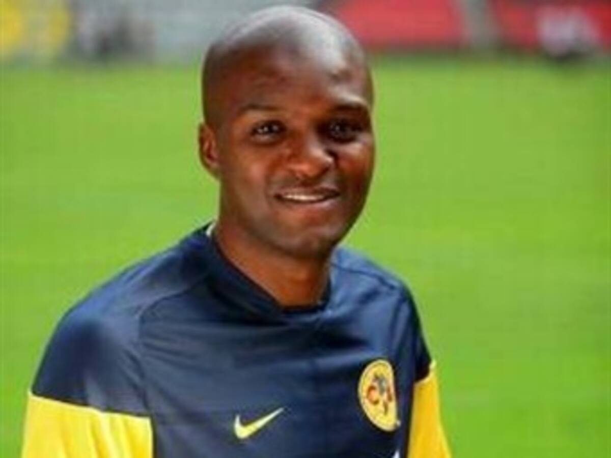 Aquivaldo Mosquera se lesiona y no estará en la gira con Colombia