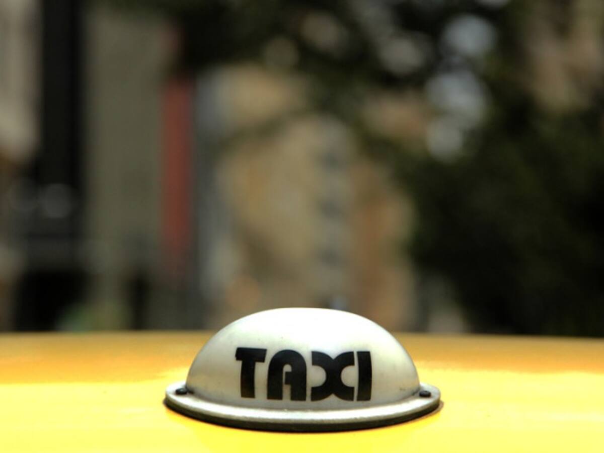 Peñalosa ampliará plazo para cambiar taxímetros por aplicaciones