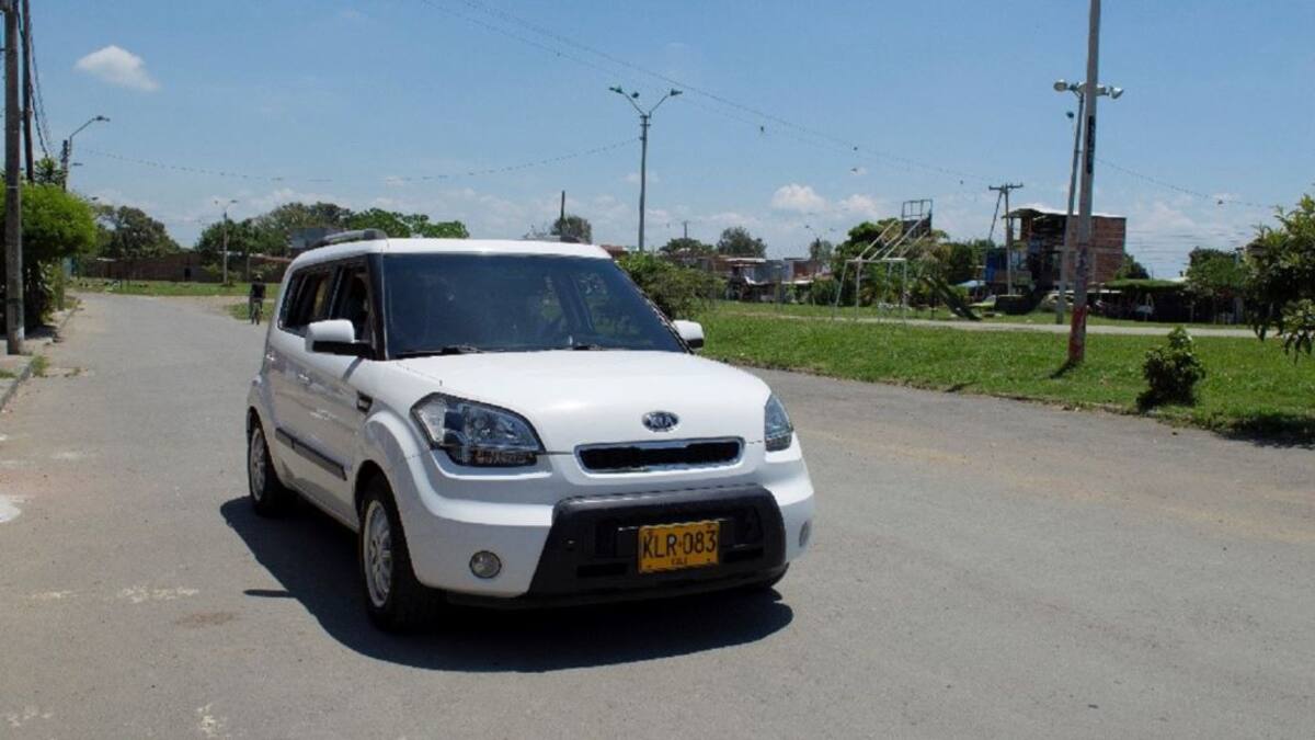 Por las calles de Cali rueda vehículo eléctrico hecho en el Sena