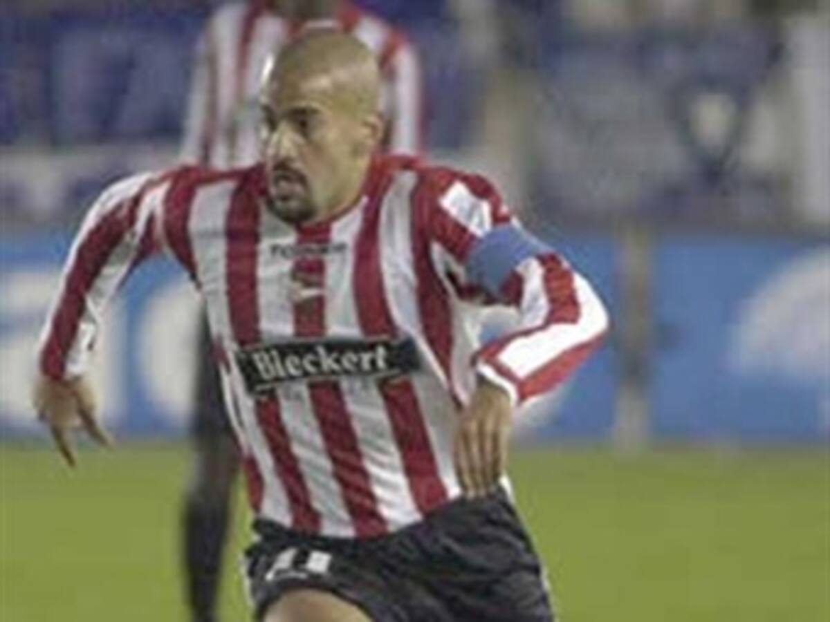 La Conmebol suspende a tres jugadores del Estudiantes de La Plata