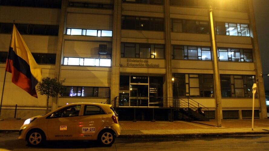 Ahorro de energía en el Ministerio de Educación. Foto: Colprensa.