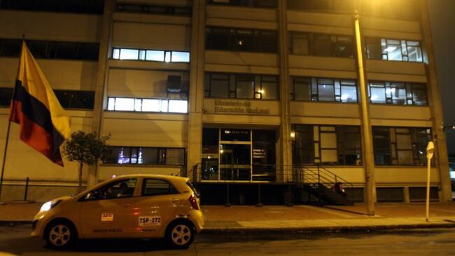 Ahorro de energía en el Ministerio de Educación. Foto: Colprensa.