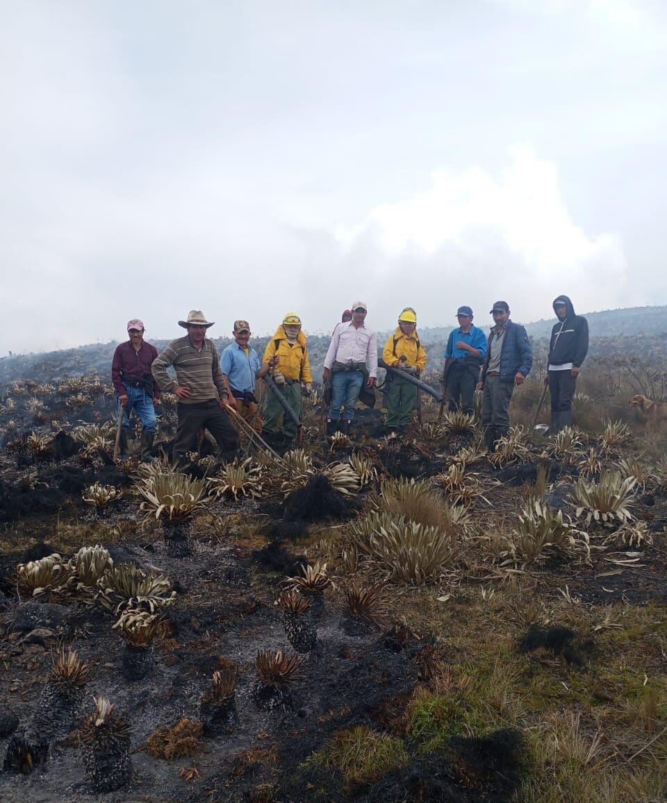 El incendio forestal en el municipio Aquitania se controló al mediodía de este lunes 25 de marzo, por parte de la comunidad y el Cuerpo de Bomberos Voluntarios del municipio / Foto: Suministrada.