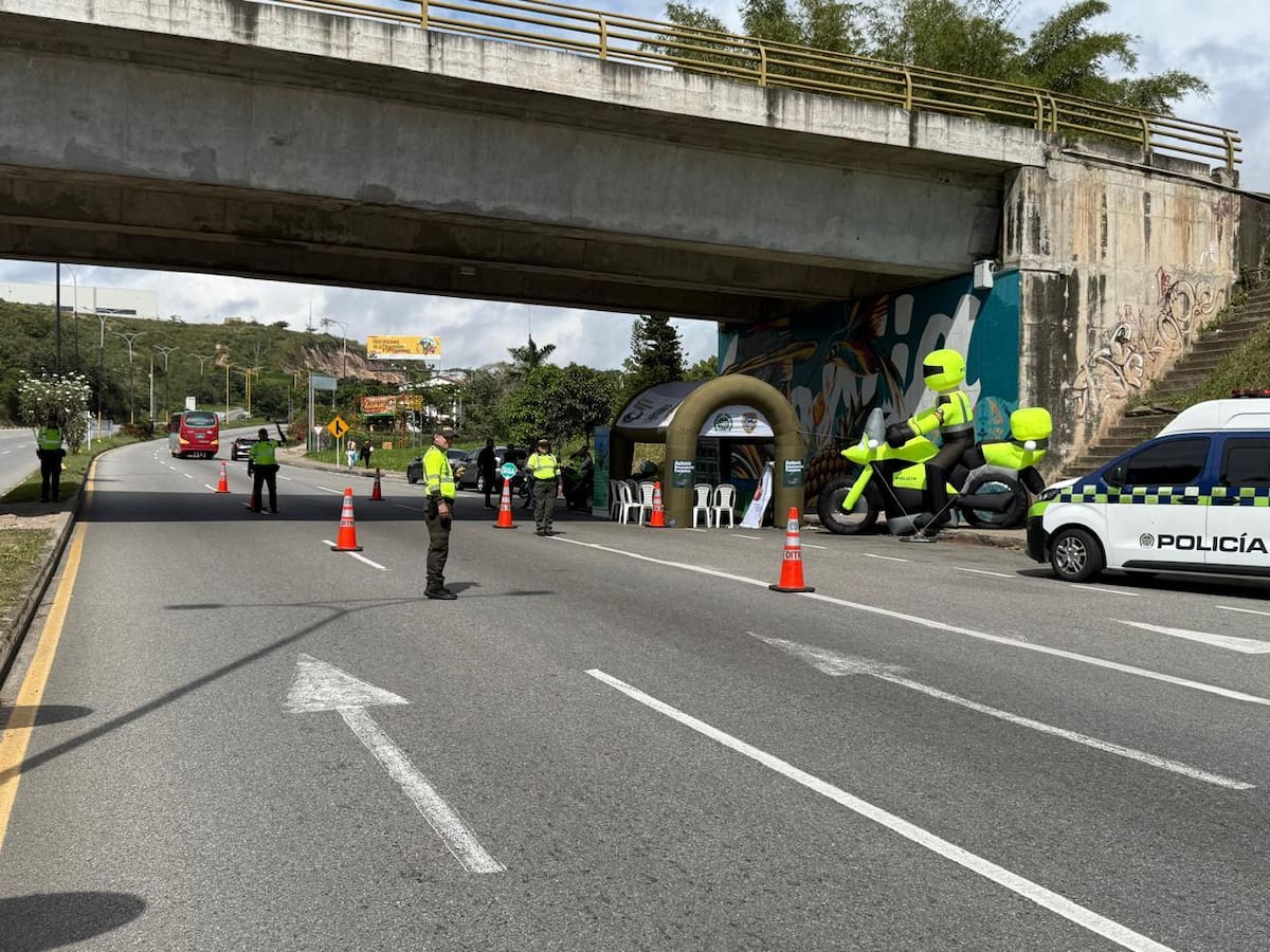 Plan retorno puente festivo: ingresan más de 170 mil vehículos a Santander