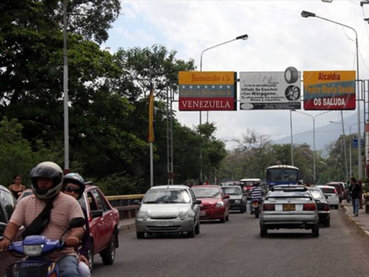 Frontera también podría abrirse por unas horas en la noche: Mindefensa