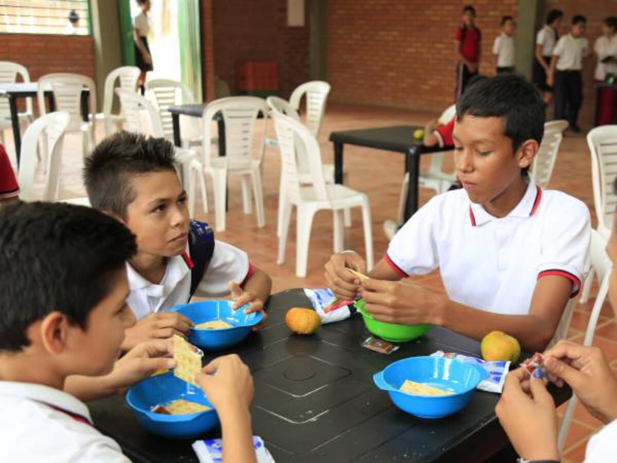 Autoridades educativas destacan control para el PAE