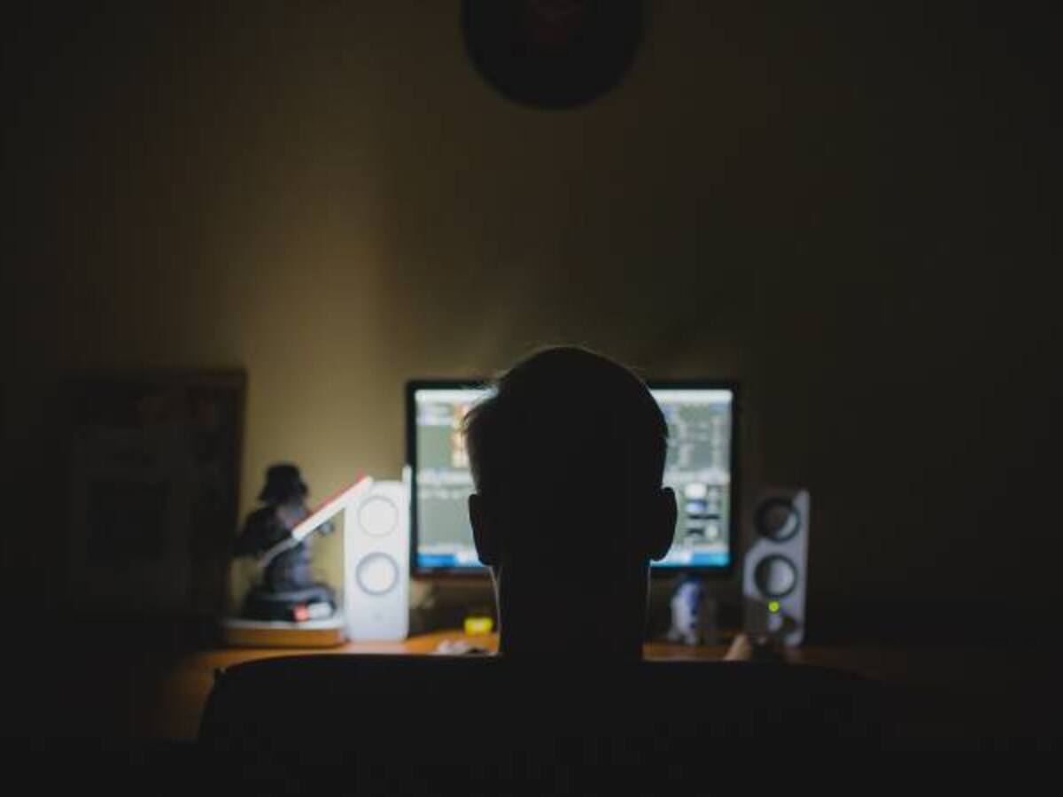 ¿Quién visita tu perfil?, la estafa que nuevamente circula en Facebook