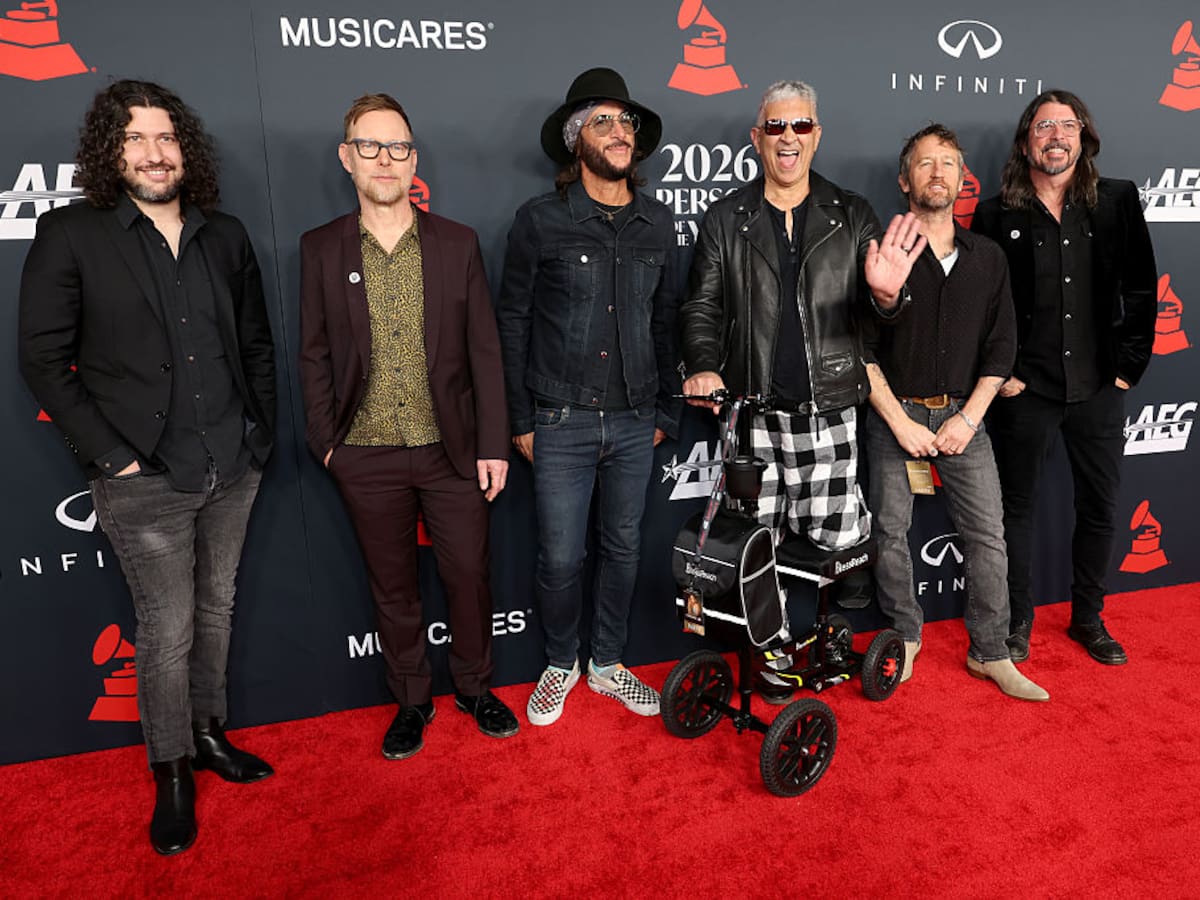 Los Foo Fighters lanzan su nuevo sencillo “Your Favorite Toy”, que da nombre a su próximo disco