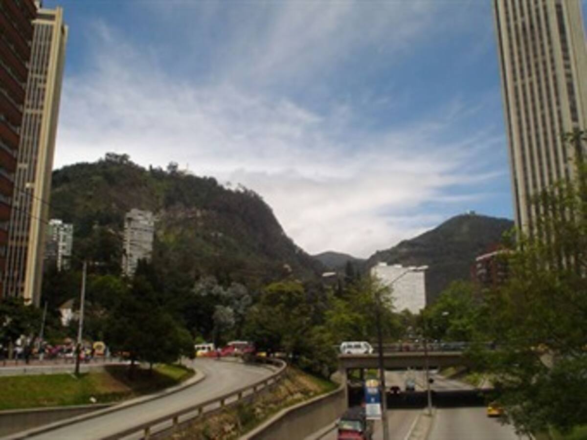 A más tardar el diez de agosto entrará en funcionamiento el puente de la Carrera Séptima con Calle 26