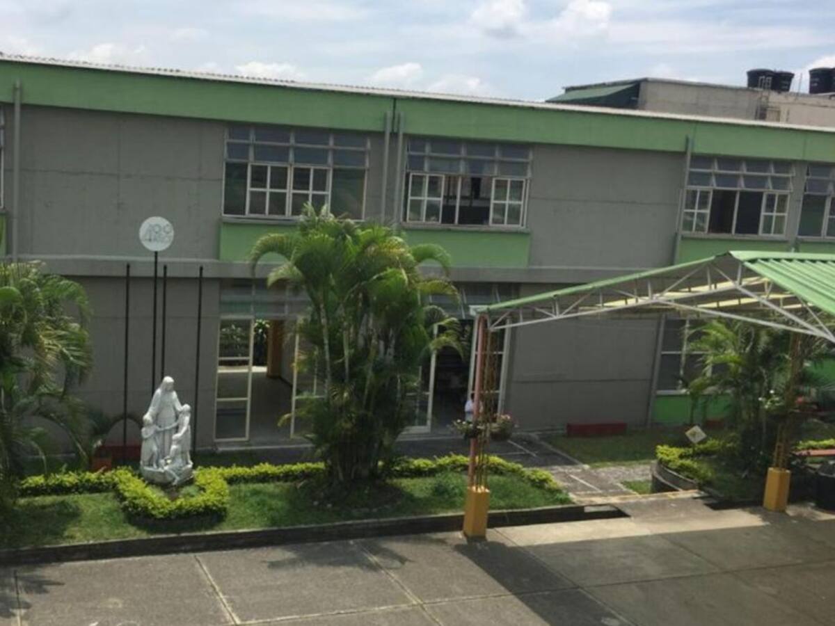 Comfamiliar Risaralda adquirió lote del colegio La Enseñanza