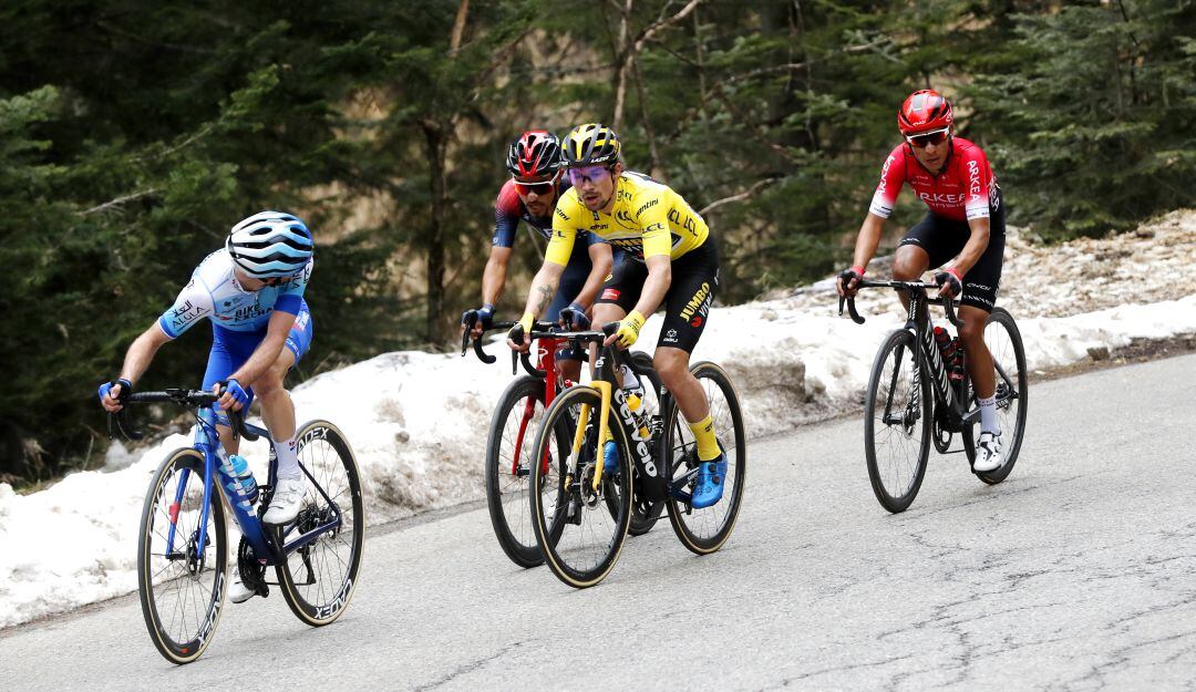 Nairo Quintana finalizó cuarto durante la sexta etapa de la Tirreno-Adriático.