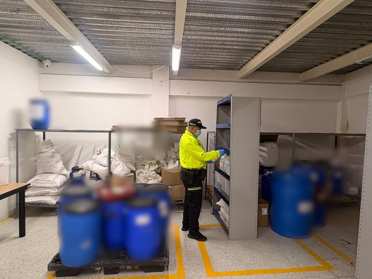 Fueron desmantelados puntos de producción y distribución de medicamentos falsos en Bogotá