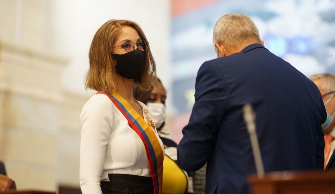 La coautora de la tesis Maestrìa de la presidenta de la Cámara, Jennifer Arias, presentó un nuevo documento buscando reemplazar el denunciado por plagio