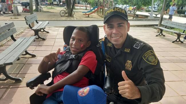 El uniformado Ricardo Guzmán Cárdenas es el gestor de Participación Ciudadana en la Estación de Policía de este municipio