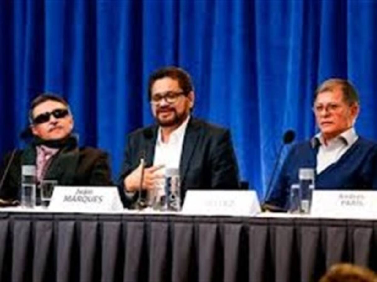 Resumen 8:00 am: Las Farc agradecen a Venezuela por seguir en el proceso de paz