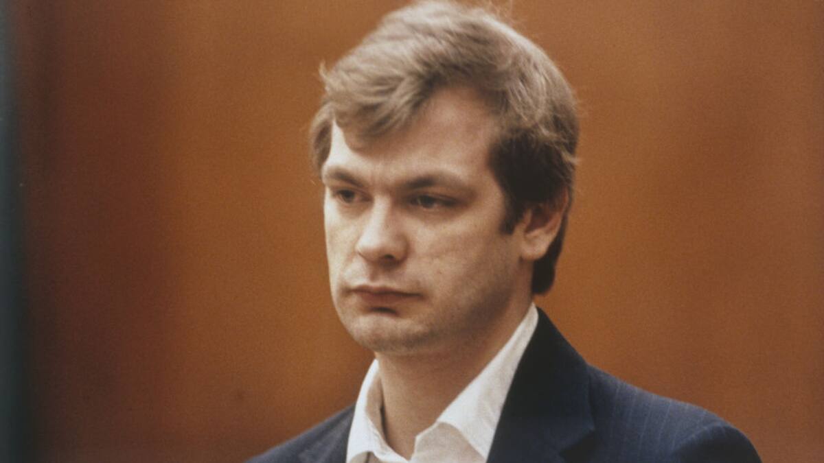 Abogada de Jeffrey Dahmer en La W: él quería “convertir” a sus víctimas en zombies