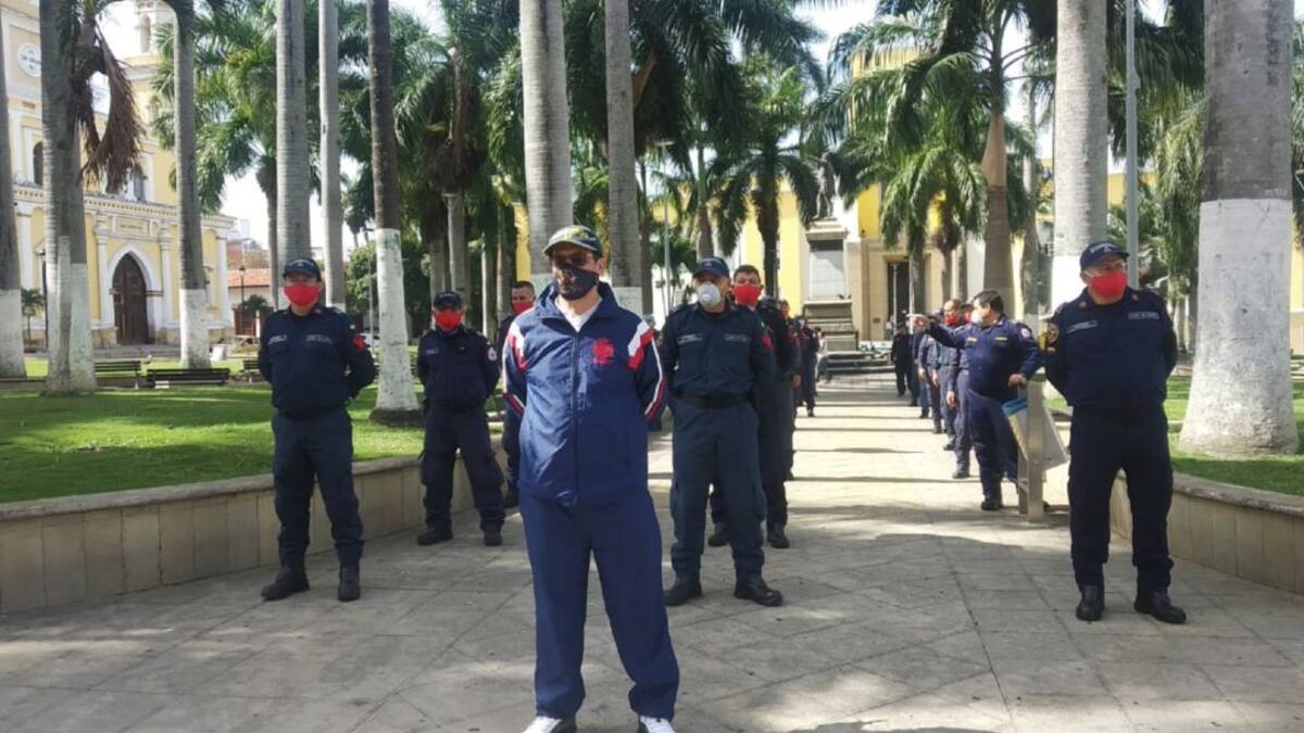 Bomberos Bucaramanga piden renuncia del director