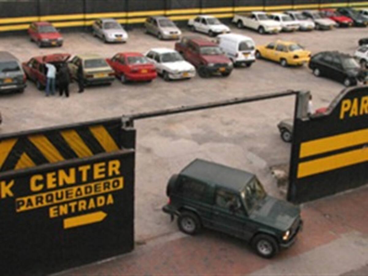 Centros comerciales preocupados con la reforma tributaria