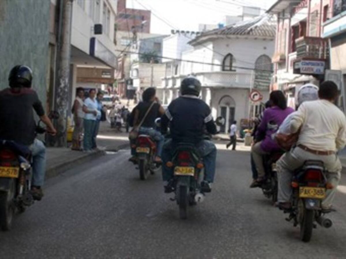 Prohibirán circulación de motos con parrillero en Soledad, Atlántico