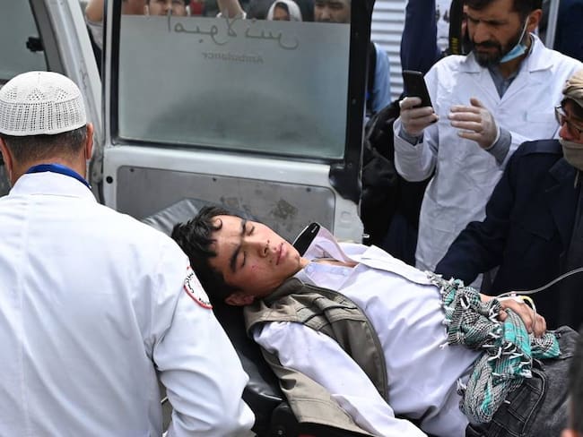 Atención de personas heridas por atentados en Afganistán.          Foto: Getty 