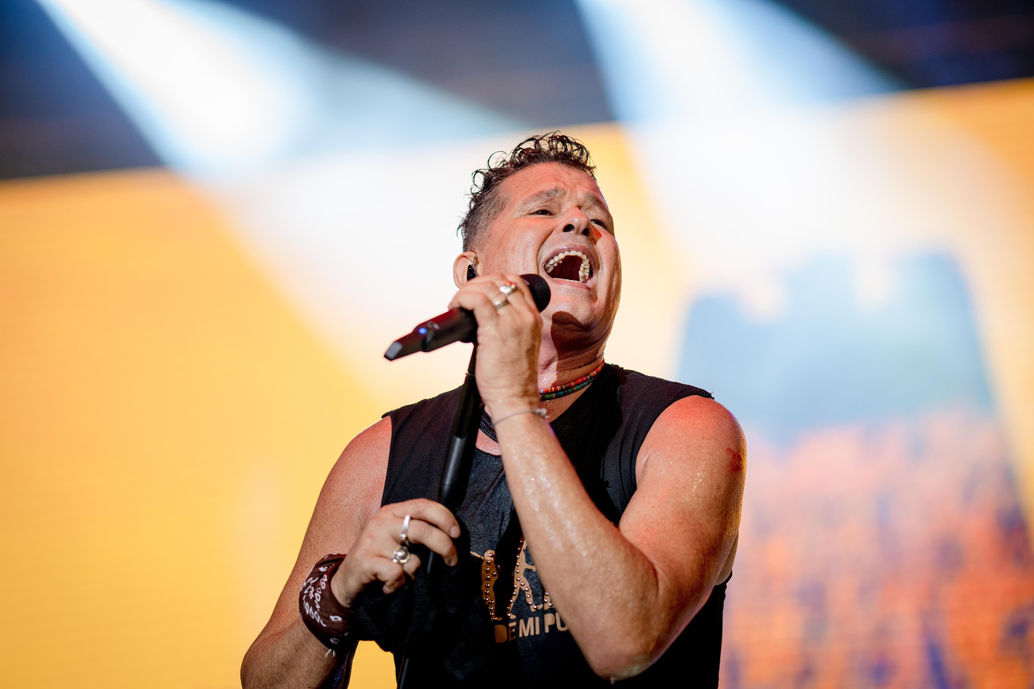 Carlos Vives en FestiJazz: lleno total en una noche de éxitos y magia momposina