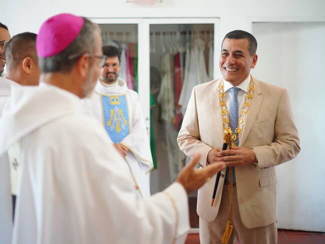 “Le pido a la iglesia que me ayude a exorcizar el Palacio de la Aduana”: Alcalde Dumek