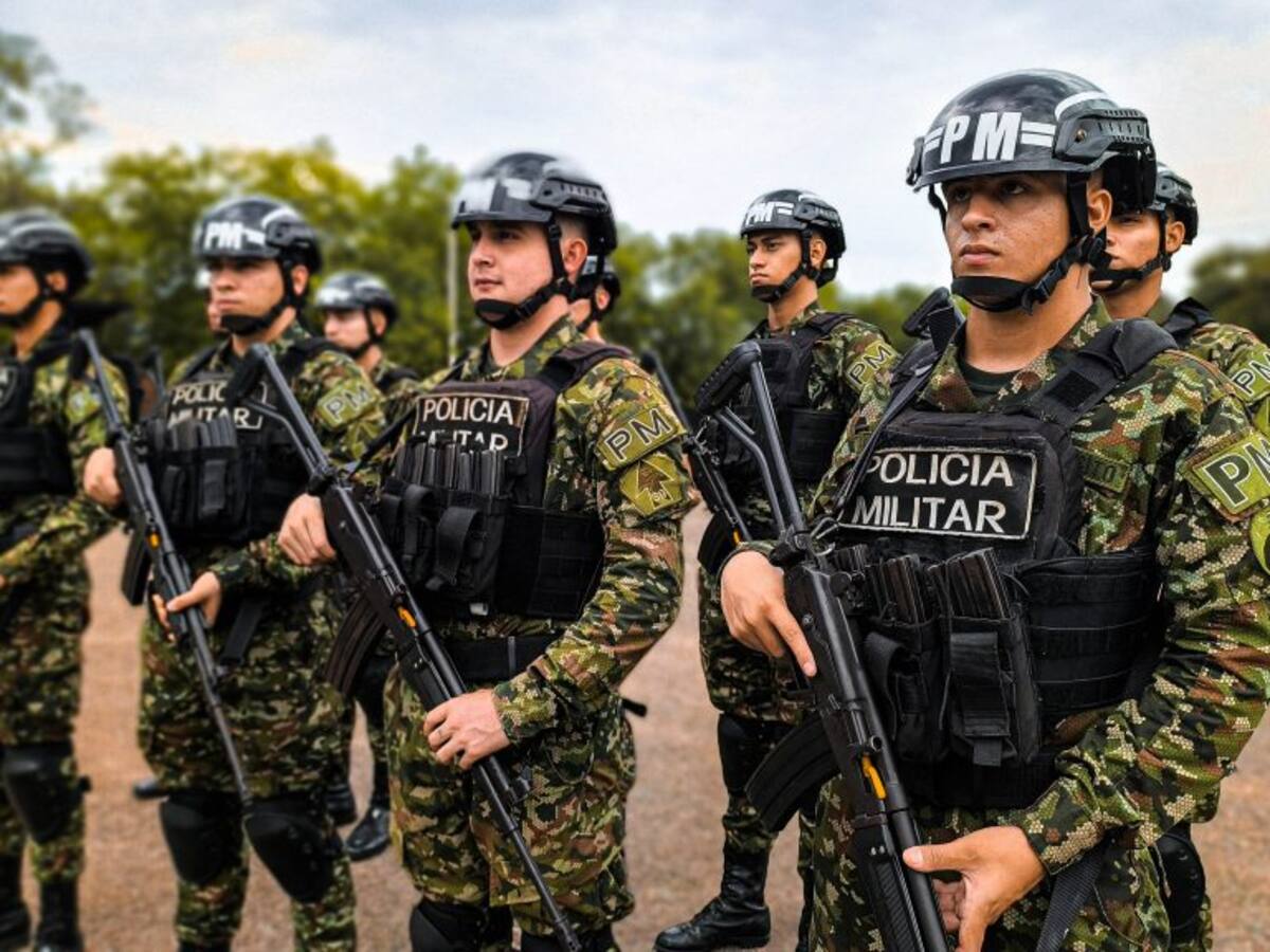 Buscan jóvenes para hacer parte del batallón de policía militar
