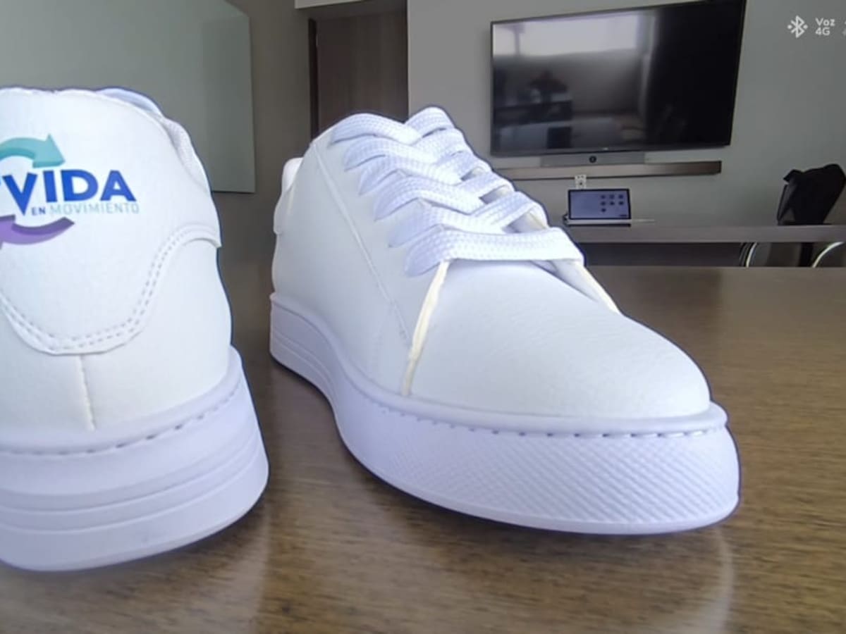 Zapatillas hechas con residuos hospitalarios