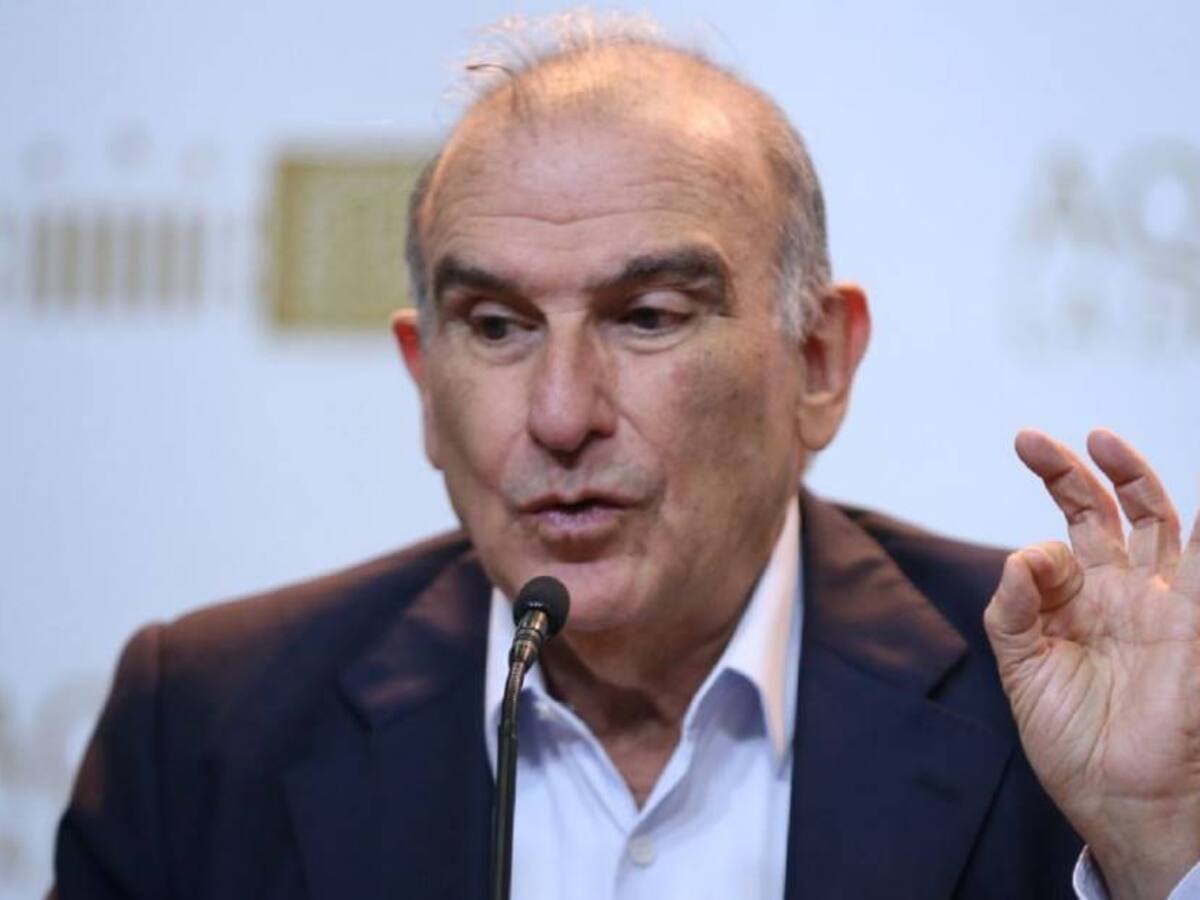 Senador caldense Humberto de La Calle, aseguró que Aerocafé debe ser una realidad