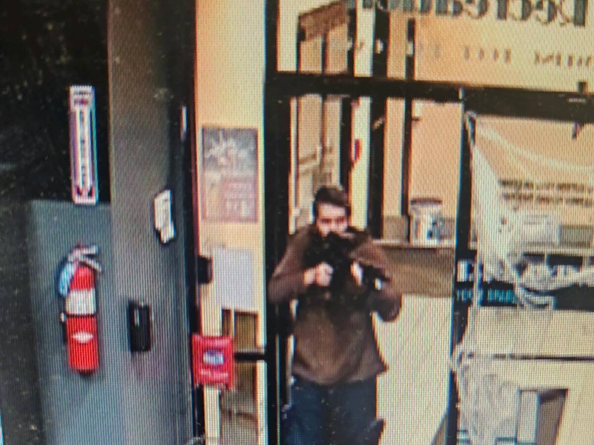 La policía confirmó la muerte del sospechoso de los tiroteos de Maine