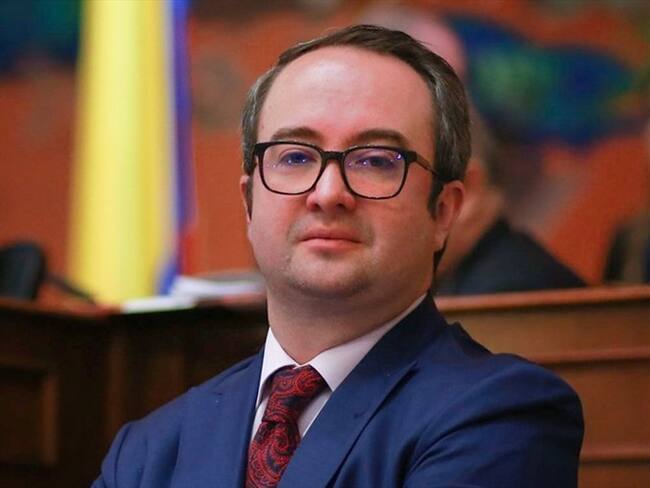 Espero que entregue el poder en 4 años: Ciro Ramírez a Gustavo Petro