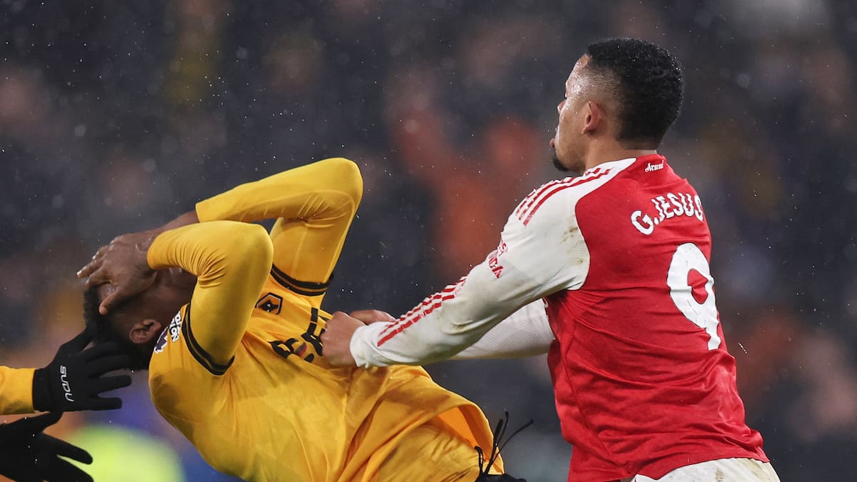 Video: ¿Gabriel Jesus merecía ser expulsado por agredir a Yerson Mosquera?