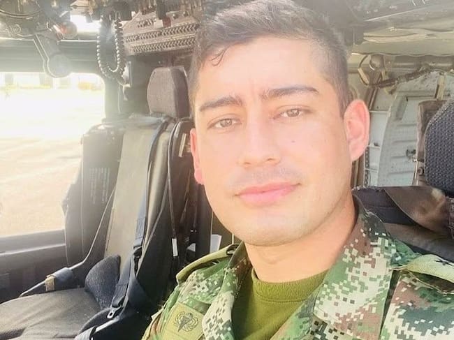 Cinco militares más resultaron heridos durante los hechos.