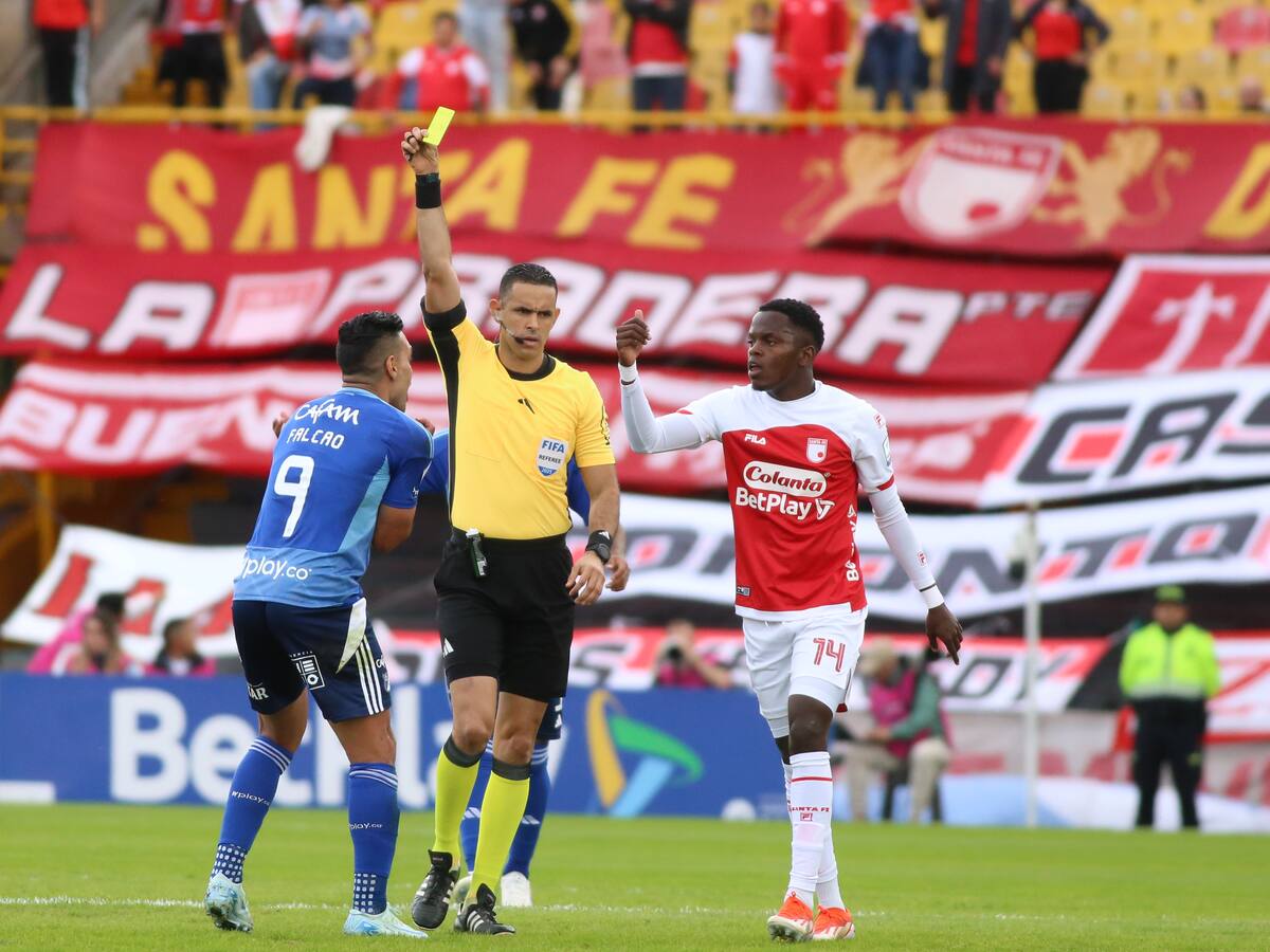 Reconocidos árbitros en Colombia no pasaron pruebas físicas y la Comisión tomaría polémica decisión