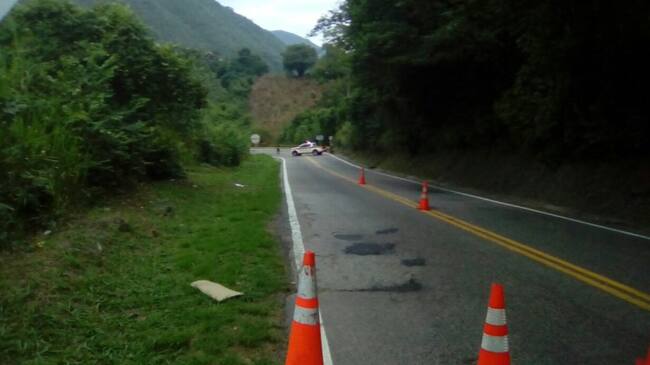 Lugar del atentado en la vía a Pamplona