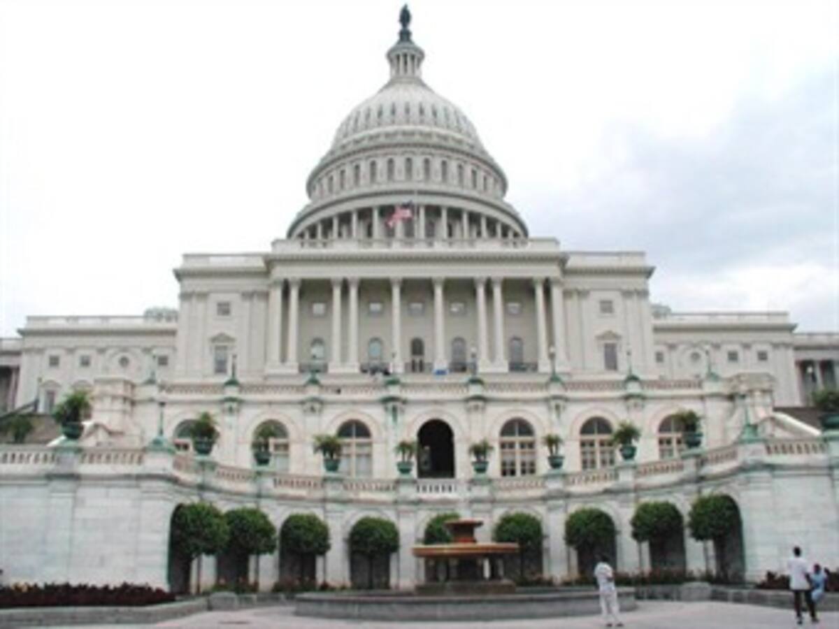 Republicanos controlarán la Cámara mientras los demócratas el Senado