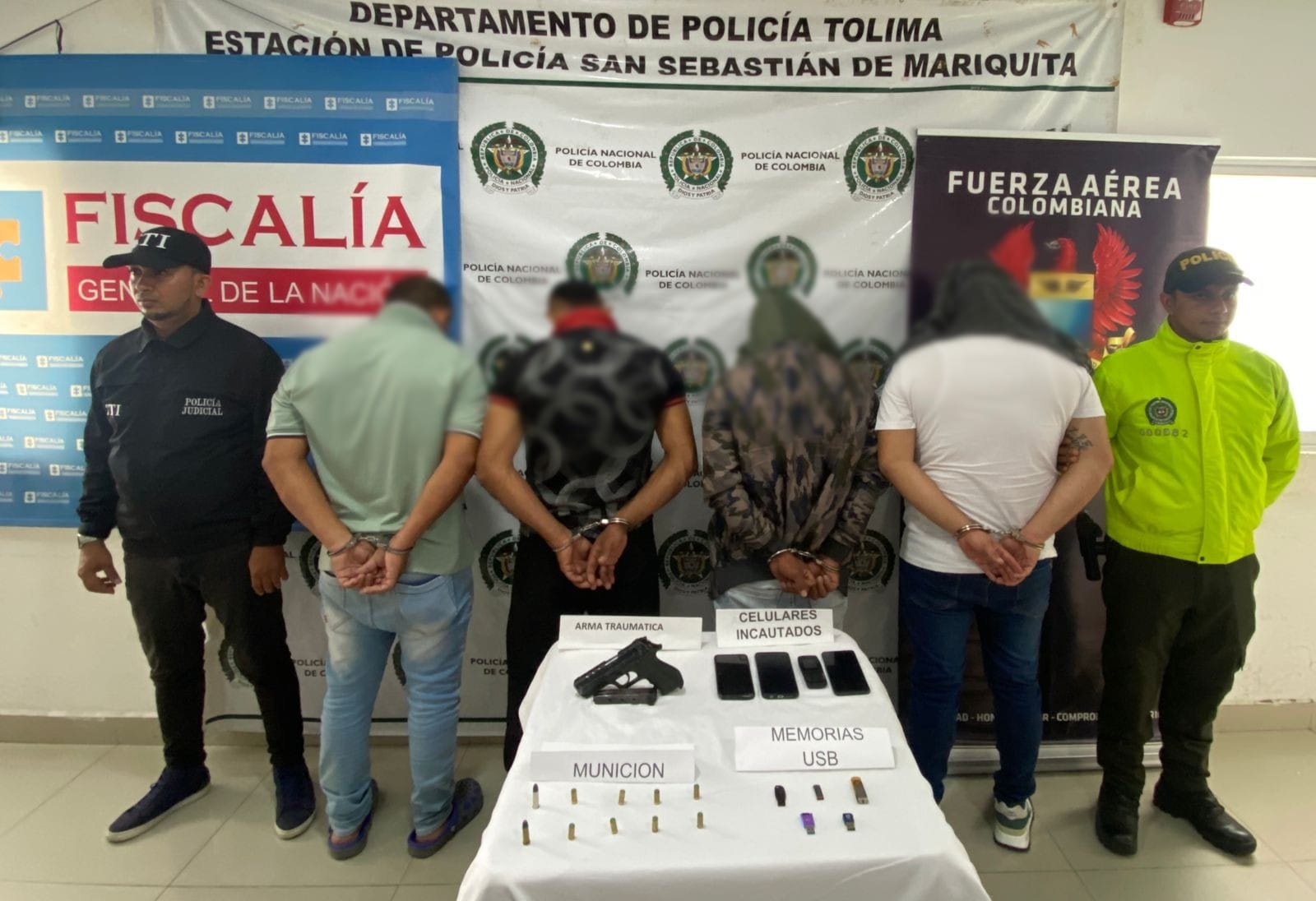 Las cuatro personas fueron capturadas en la población de Fresno, Tolima