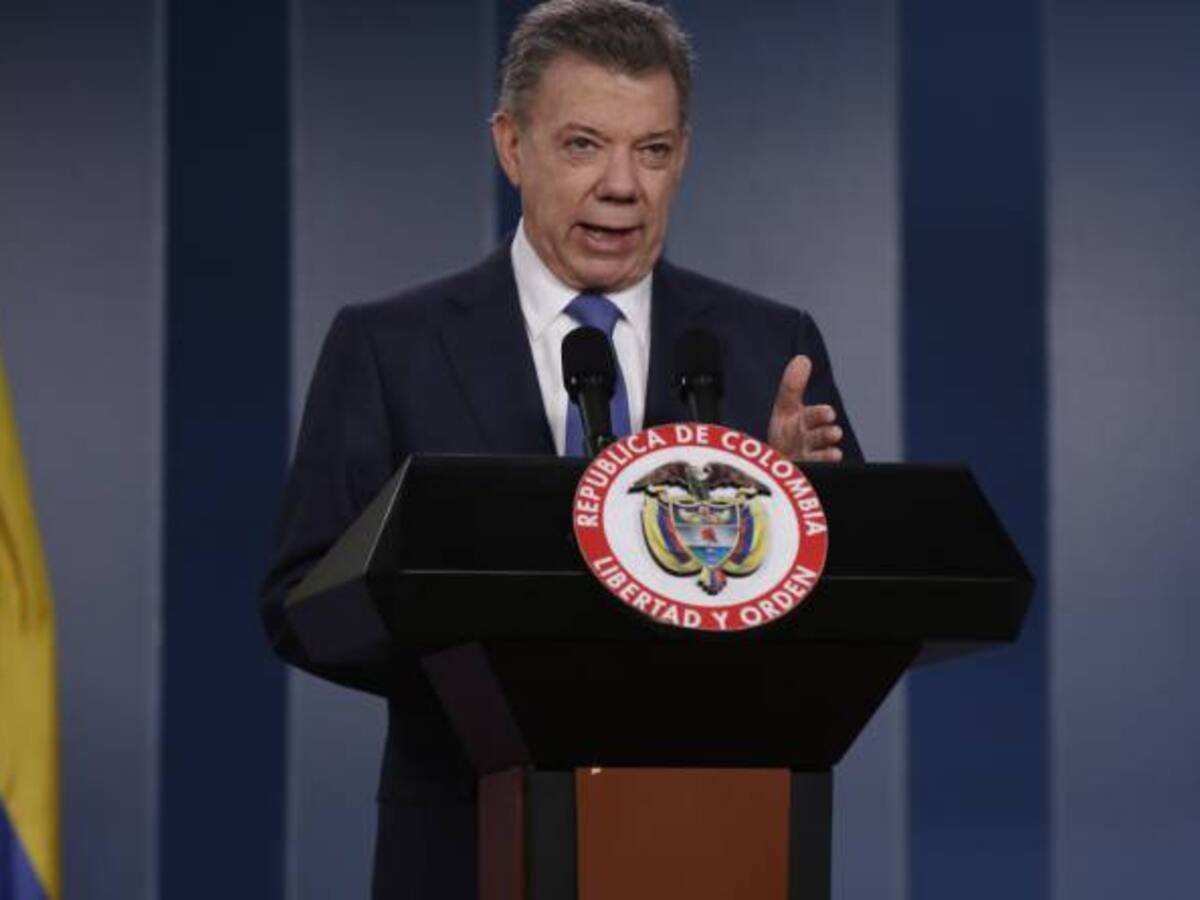 No permitiré dilatar el diálogo porque será intención para abortar el proceso: Santos