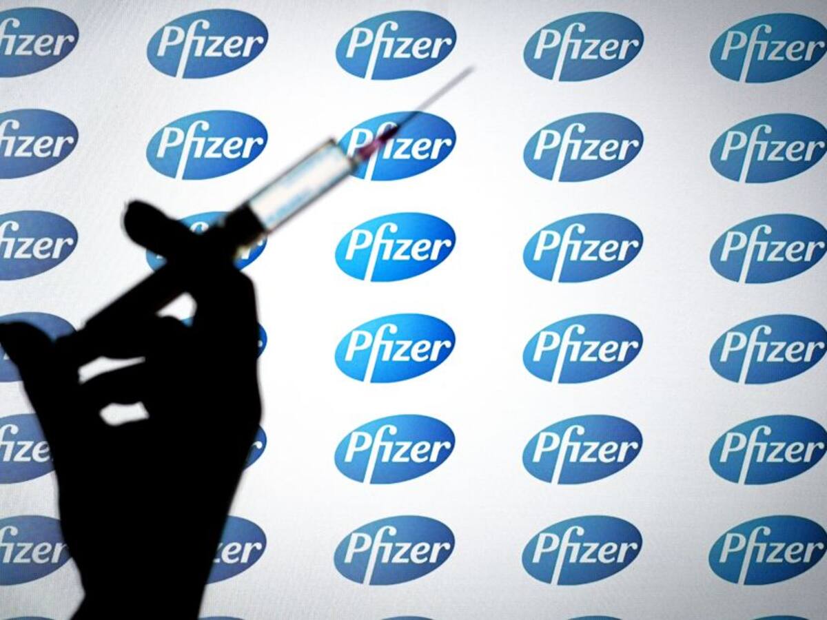 Fauci dice que EE.UU. mantendrá las dos dosis de Pfizer y Moderna