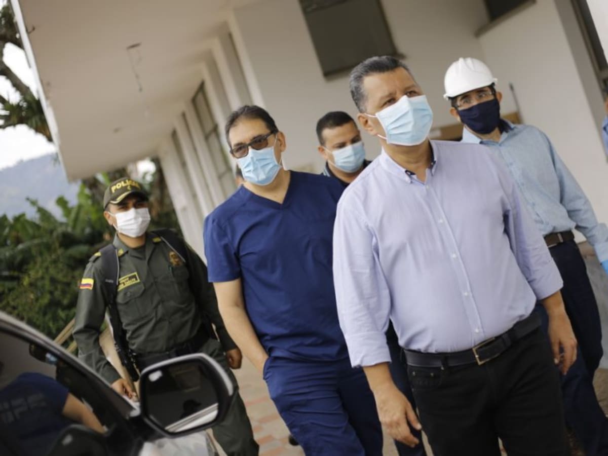 Gobernador del Tolima y 11 de sus funcionarios son investigados