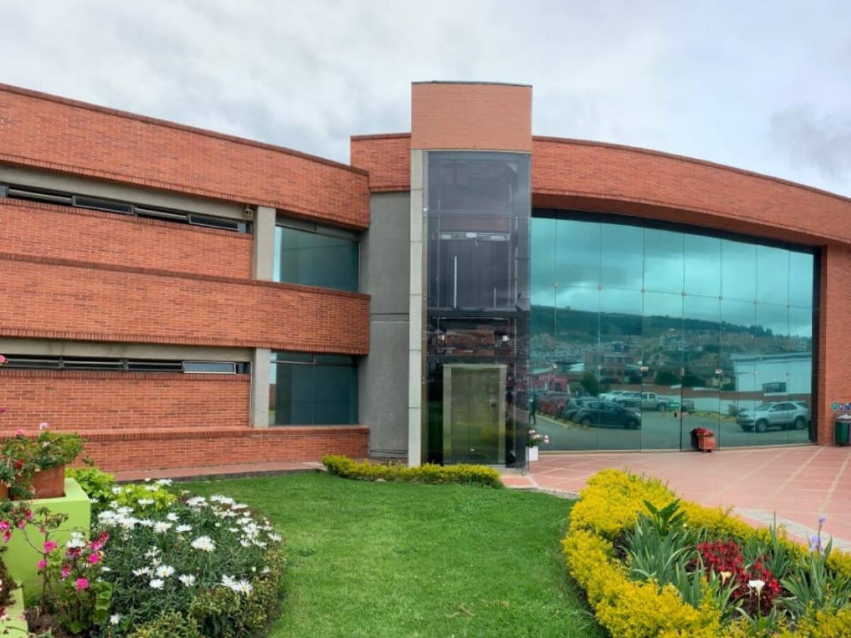 Alcalde del Espino llega a la junta directiva de Corpoboyacá
