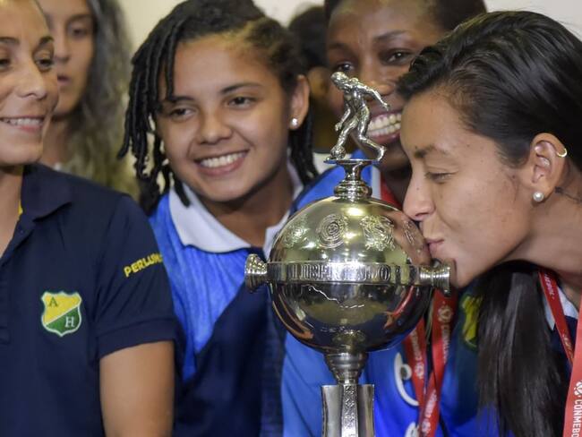 La volante colombiana conquistó el título de la Copa Libertadores femenina con Atlético Huila en 2018.