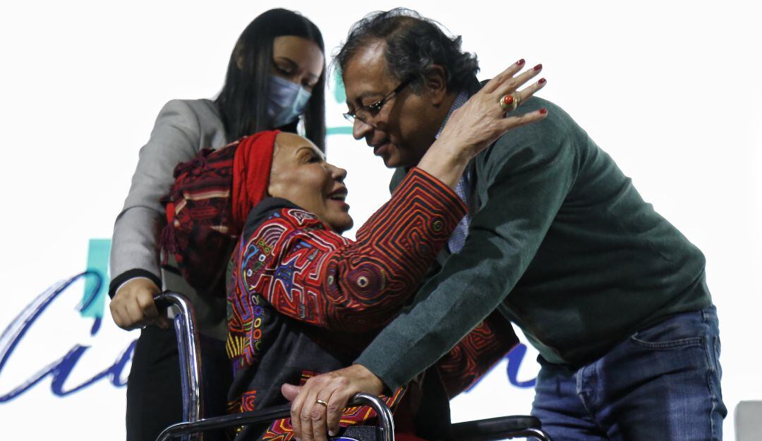 Así reaccionaron sectores políticos a la solicitud de Petro a Piedad Córdoba, para que se aparte temporalmente de la campaña