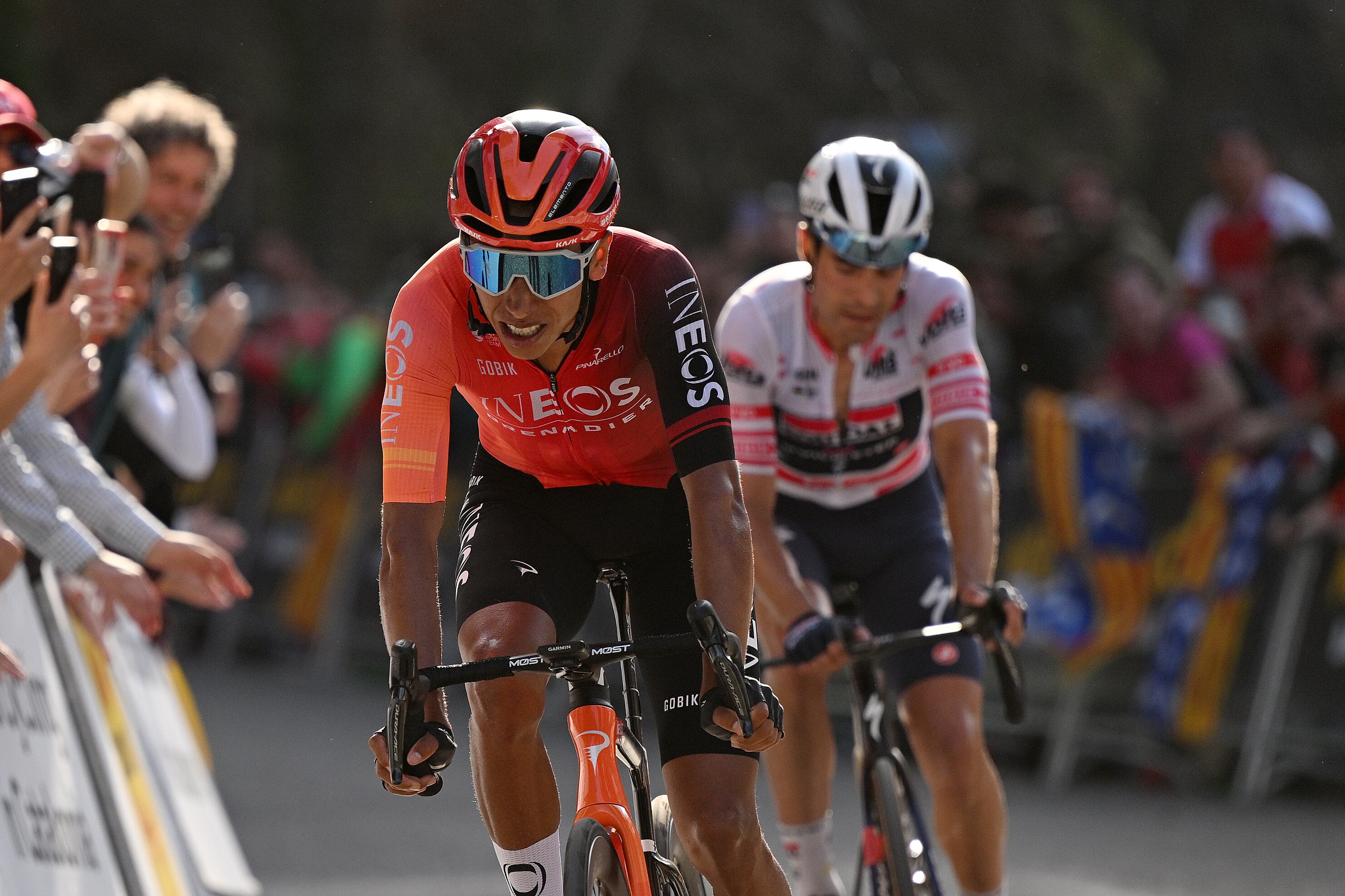 Egan Bernal, pedalista colombiano del INEOS Grenadiers. (Photo by David Ramos/Getty Images)